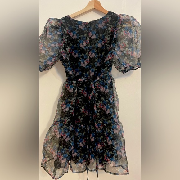 NWOT- FORVER 21 Floral Dress Size M - Picture 3 of 15